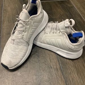 Adidas tennis shoes